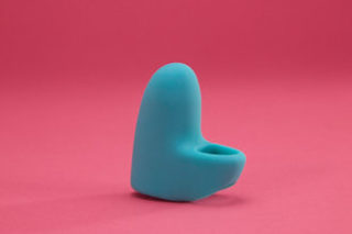 Amorelie Adventskalender Selflove 2019 Inhalt - Fingervibrator MOQQA
