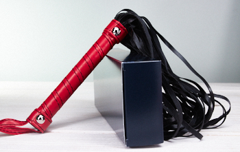 Flogger - Eis Adventskalender Inhalt