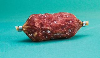Bilder: Beef Tea Blutwurst vom Duress- Schwein BraufactuM German Pale Ale Burger's Delight Carlos I Brandy Frühstücksmett vom Duress- Schwein Gutsleberwurst vom Duress- Schwein Knusper Asche Nordes Atlantic Galician Gin OTTO GOURMET Geschirrtuch Pepper Deluxe - Schwarzer fermentierter Pfeffer Pfahlmuscheln in marinierter Sauce Pink Salt Flakes Rotwurst vom Duress- Schwein Salame al all' Aglio Salame al Barolo Salame al Finocchio Salame al Tradizionale Sardinen in Olivenöl Schinkenwurst vom Duress- Schwein Schweine Popcorn US Rinderfett WÜRZich Zwiebelchutney Rotwein & Rosmarin