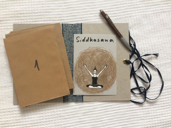 Yoga Adventskalender Inhalt